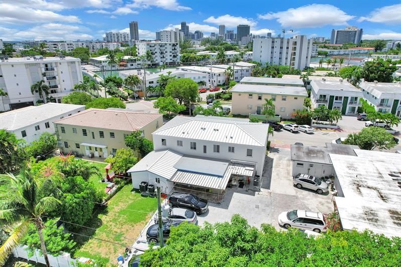 725 81st Street, Miami Beach, FL 33141 Photo