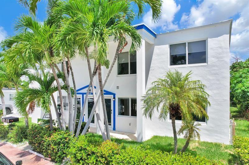 725 81st Street, Miami Beach, FL 33141 Photo