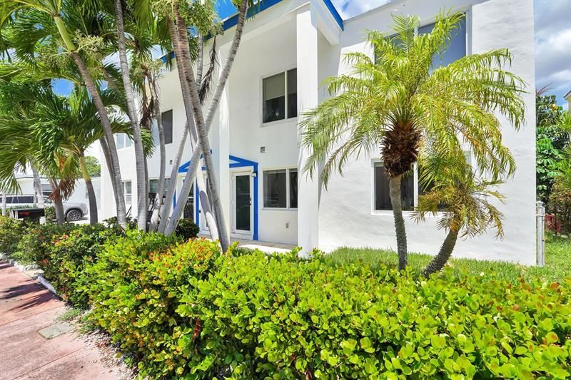 725 81st Street, Miami Beach, FL 33141 Photo