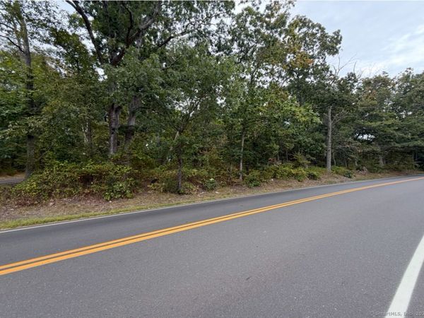 312 Leetes Island, Branford, CT 06405