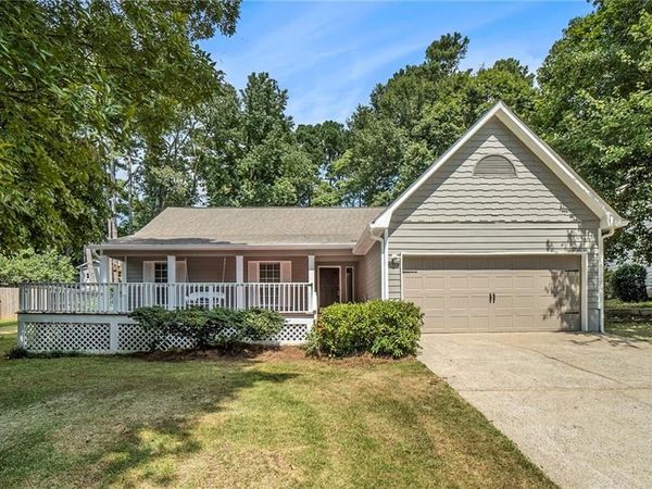 1276 Westover Trace NW, Acworth, GA 30102