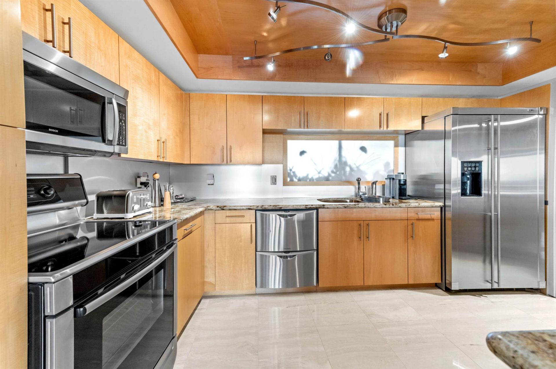 2480 Presidential Way, Unit 603, West Palm Beach, FL 33401 Photo