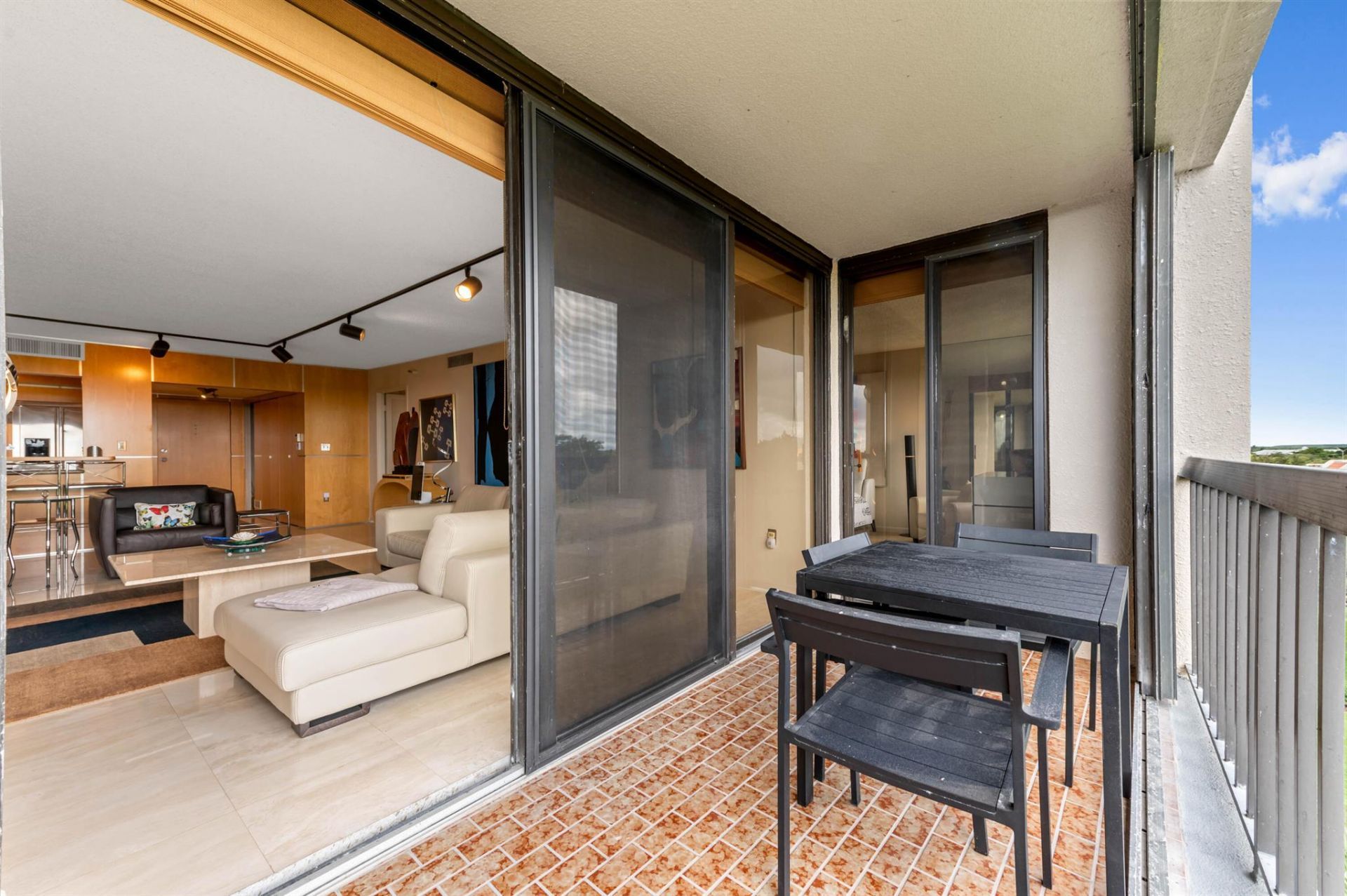 2480 Presidential Way, Unit 603, West Palm Beach, FL 33401 Photo