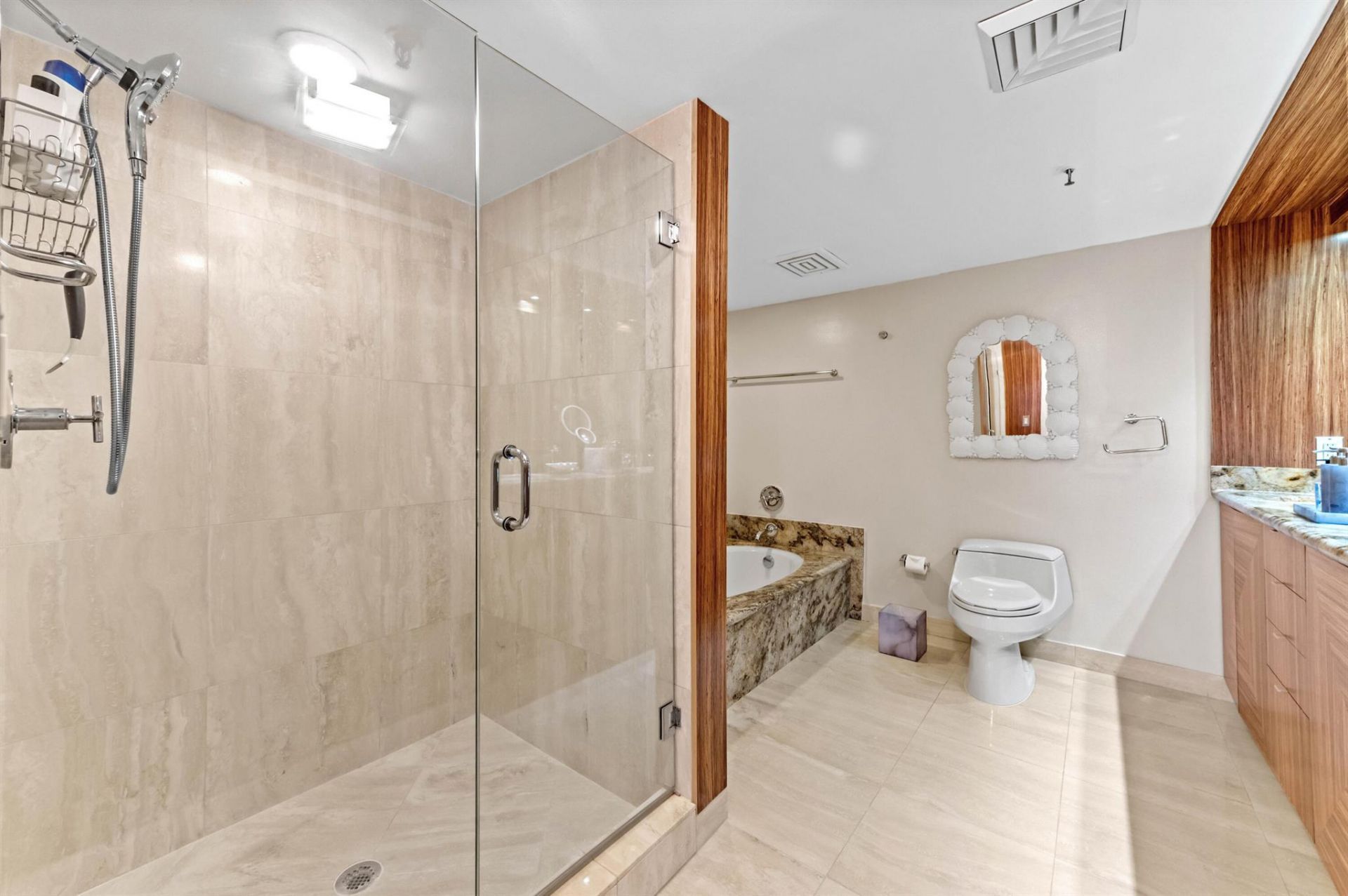 2480 Presidential Way, Unit 603, West Palm Beach, FL 33401 Photo