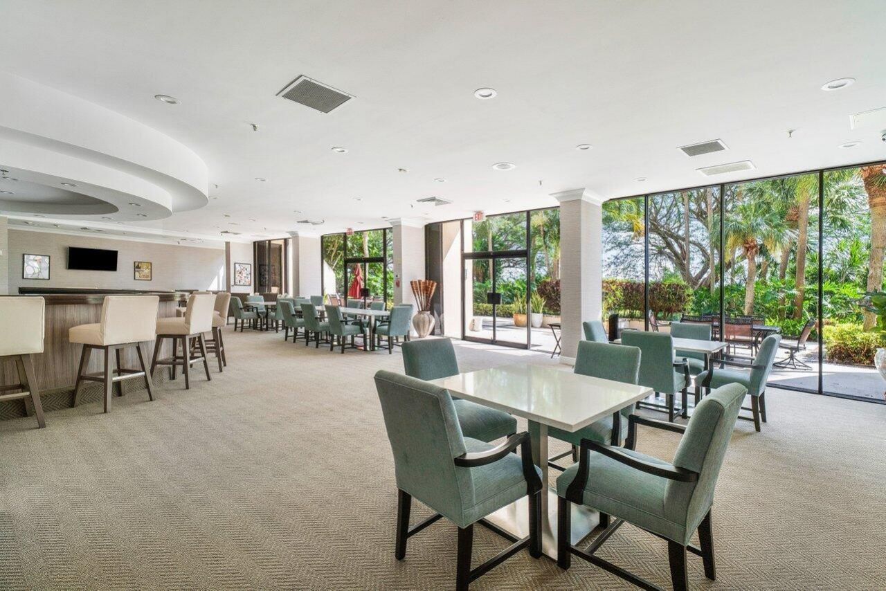 2480 Presidential Way, Unit 603, West Palm Beach, FL 33401 Photo