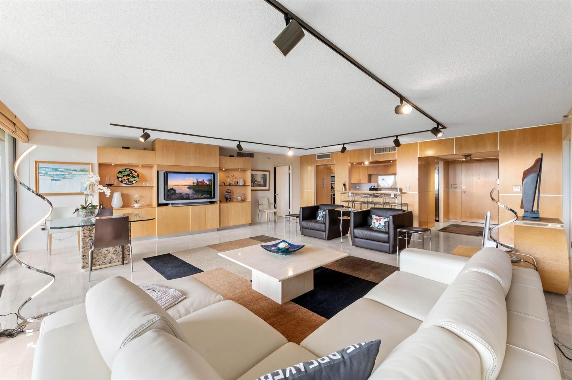 2480 Presidential Way, Unit 603, West Palm Beach, FL 33401 Photo