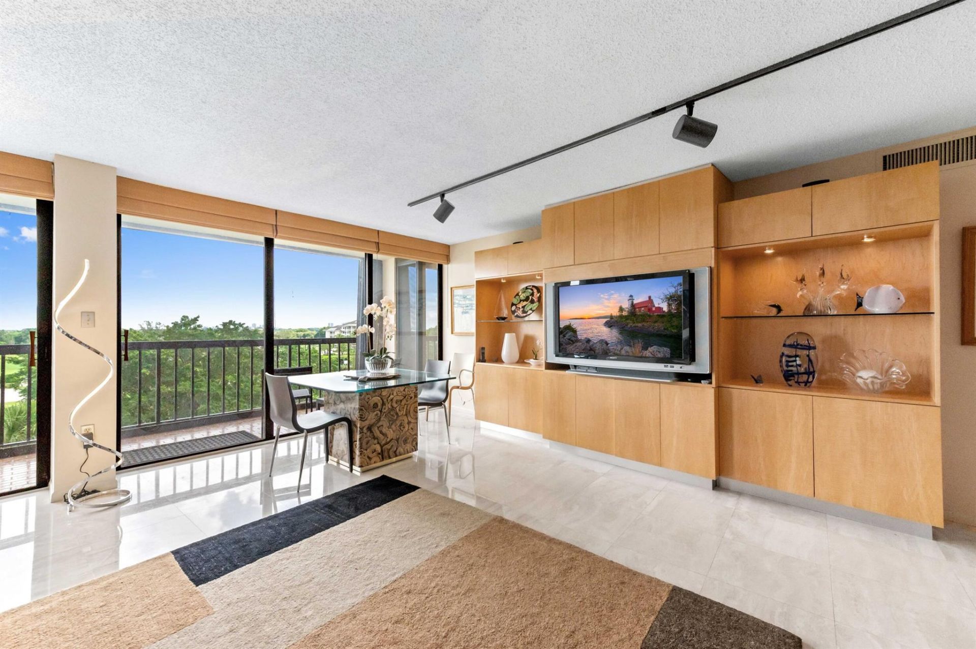 2480 Presidential Way, Unit 603, West Palm Beach, FL 33401 Photo