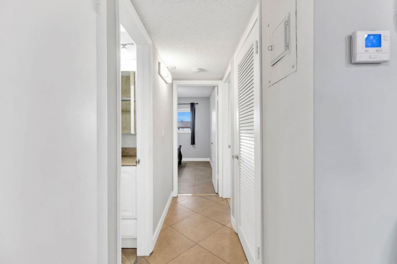 5300 Washington Street, Unit D308, Hollywood, FL 33021 Photo