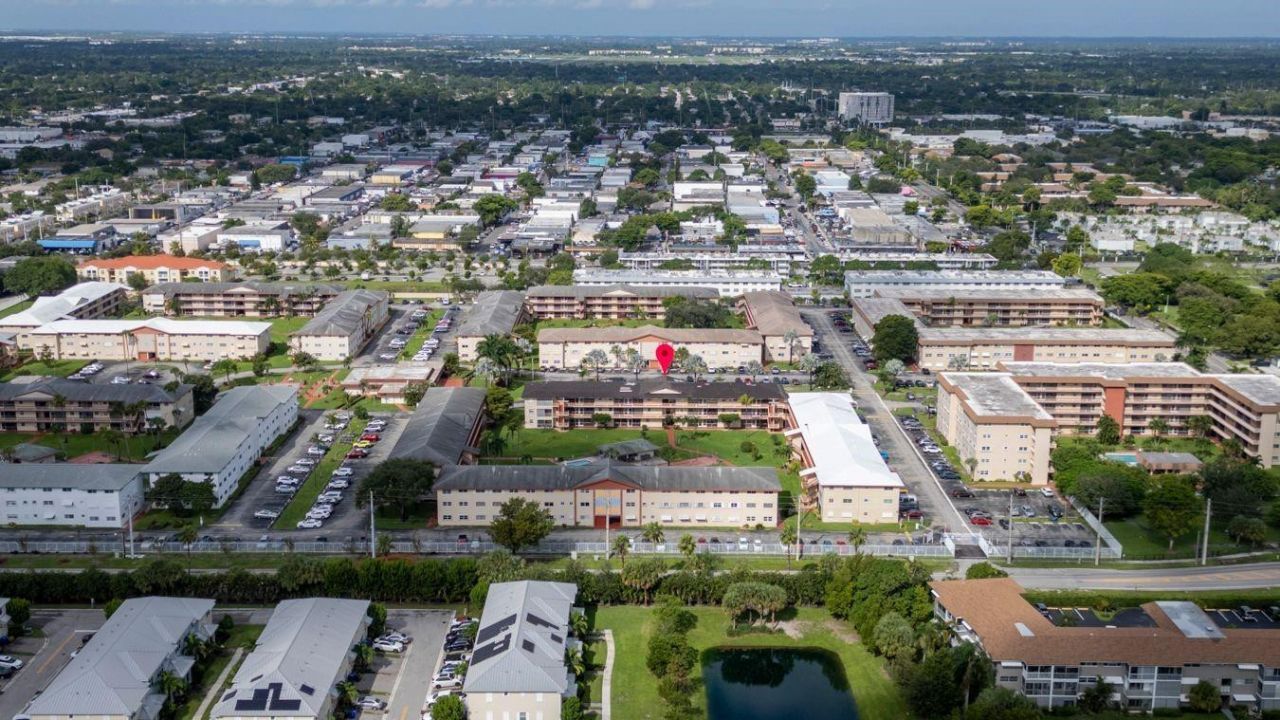 5300 Washington Street, Unit D308, Hollywood, FL 33021 Photo