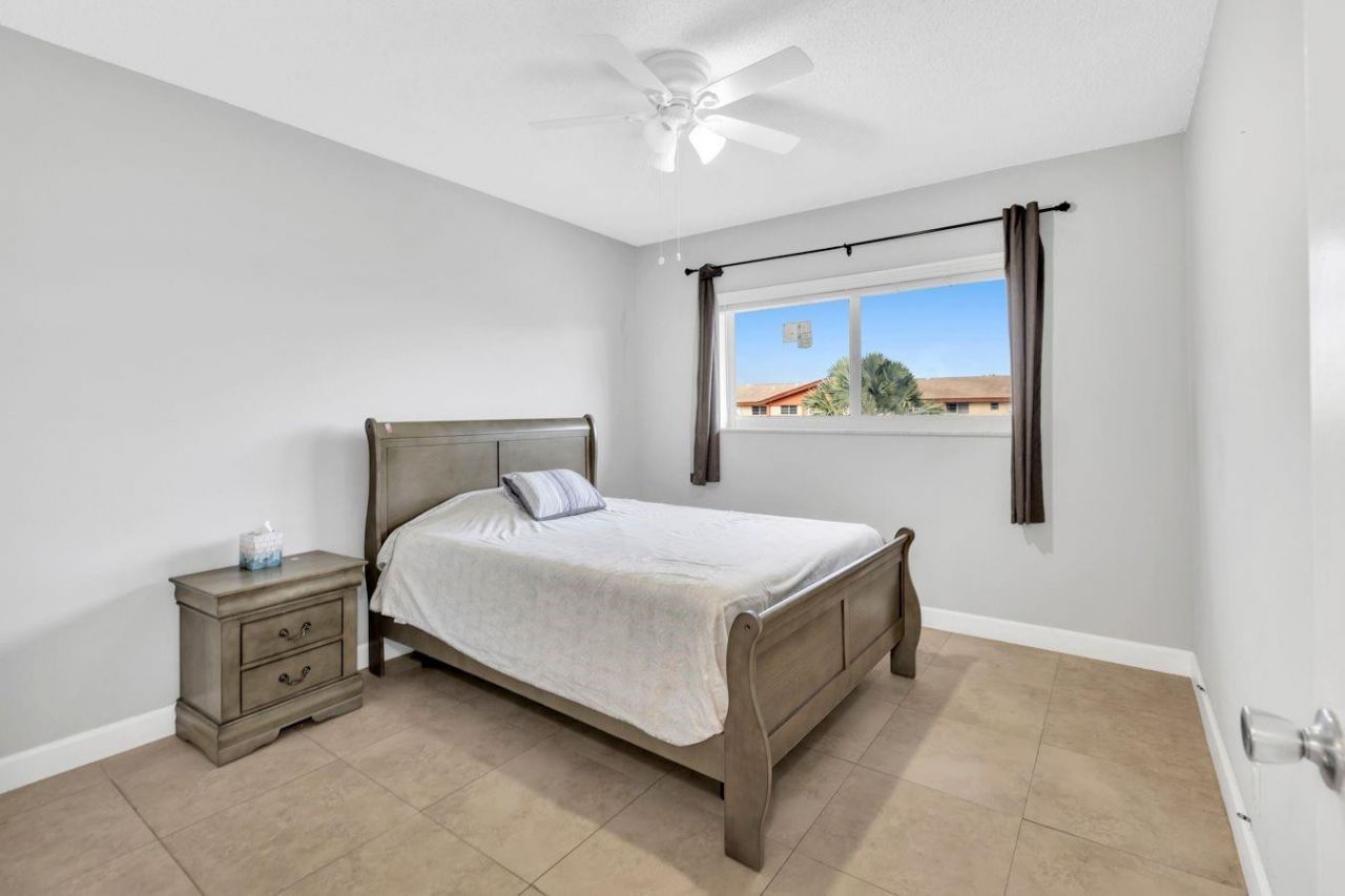 5300 Washington Street, Unit D308, Hollywood, FL 33021 Photo