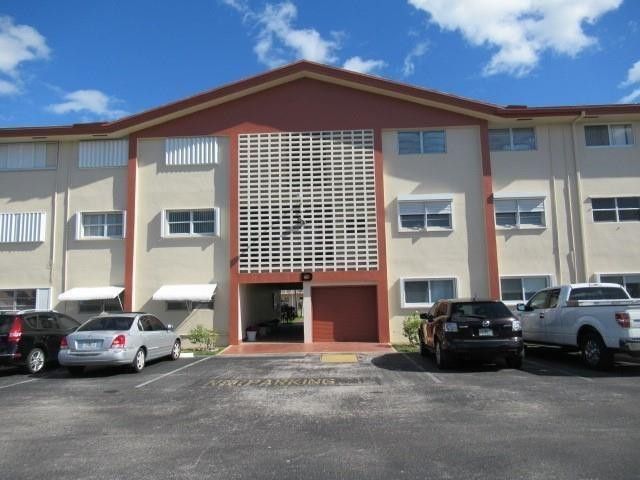 5300 Washington Street, Unit D308, Hollywood, FL 33021 Photo