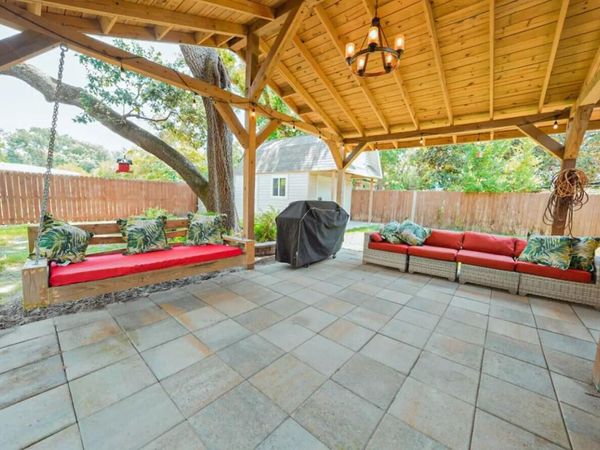 109 Thornhill Road, Fort Walton Beach, FL 32547