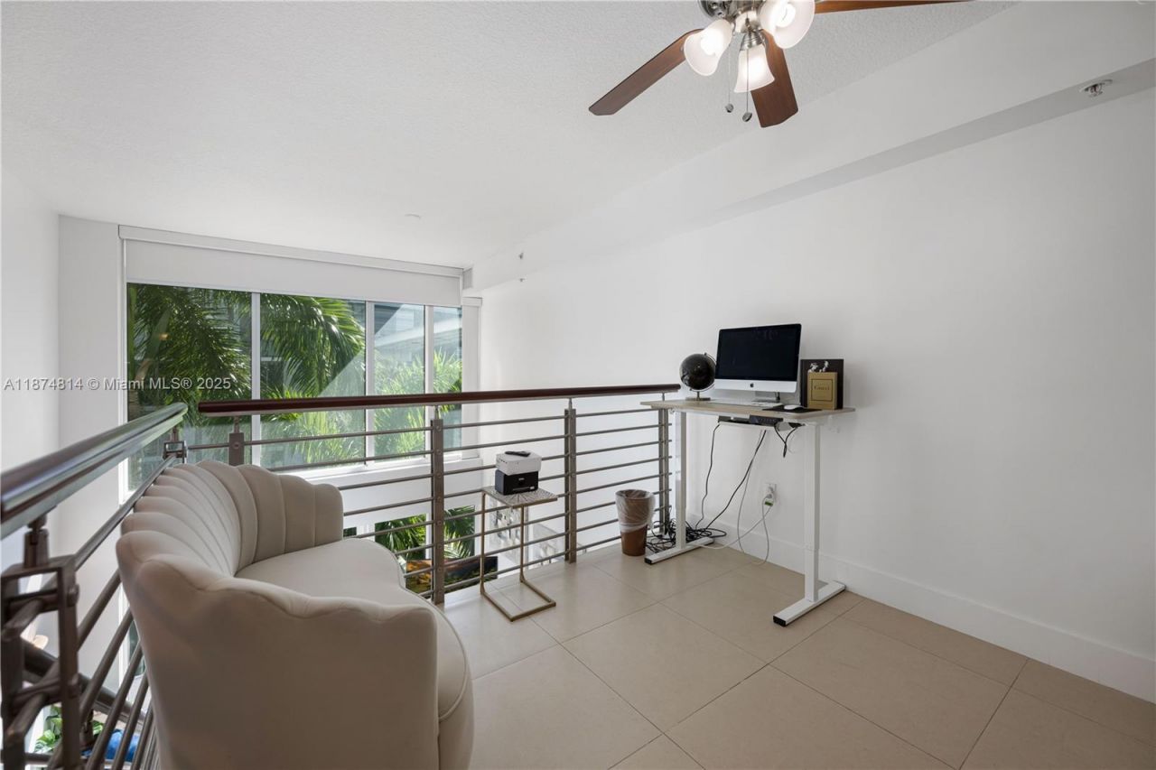 41 SE 5th St, Unit 312, Miami, FL 33131 Photo