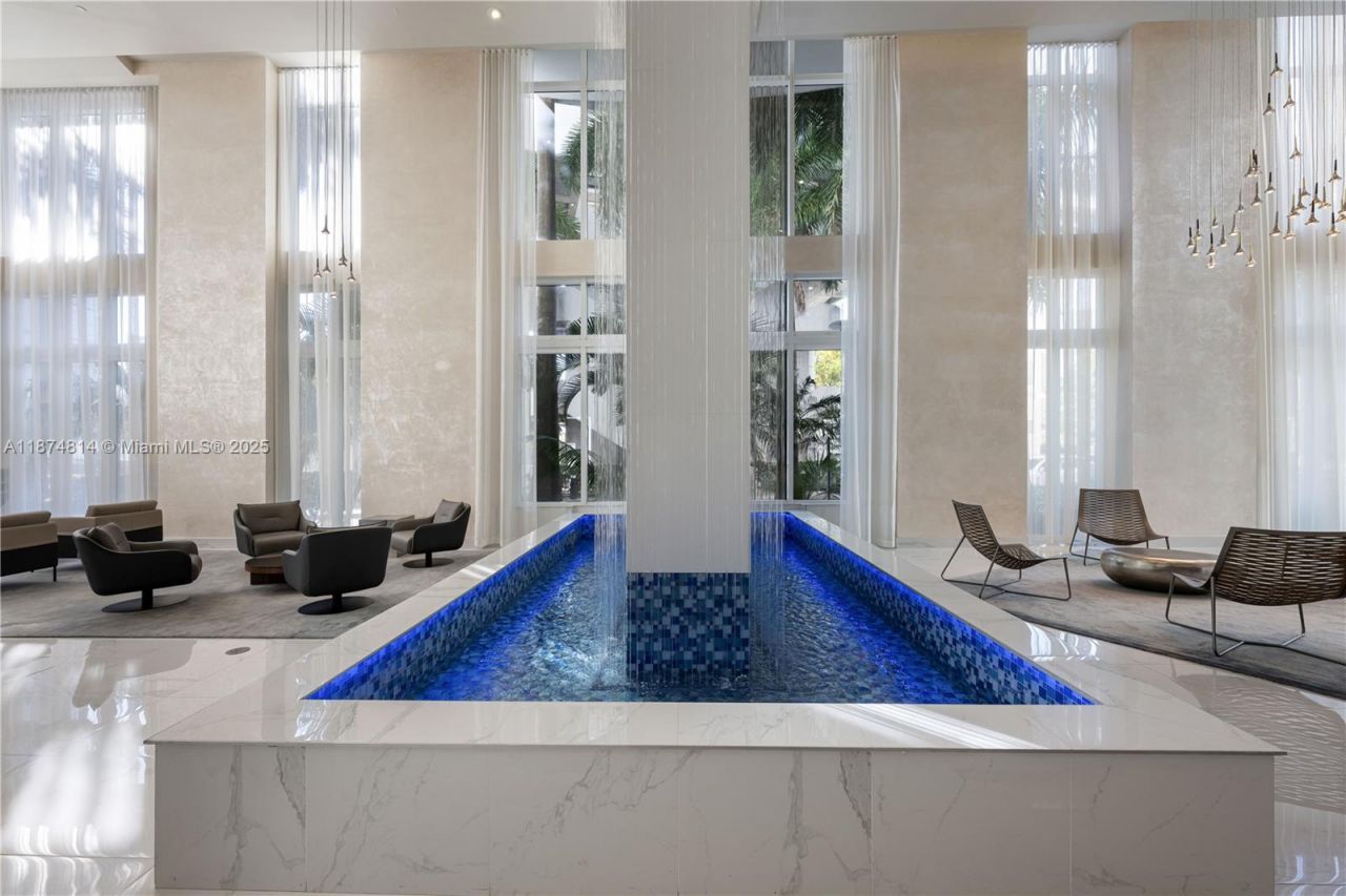 41 SE 5th St, Unit 312, Miami, FL 33131 Photo