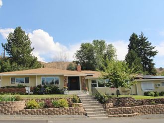 2075 Calhoun Street Klamath Falls, OR 97601