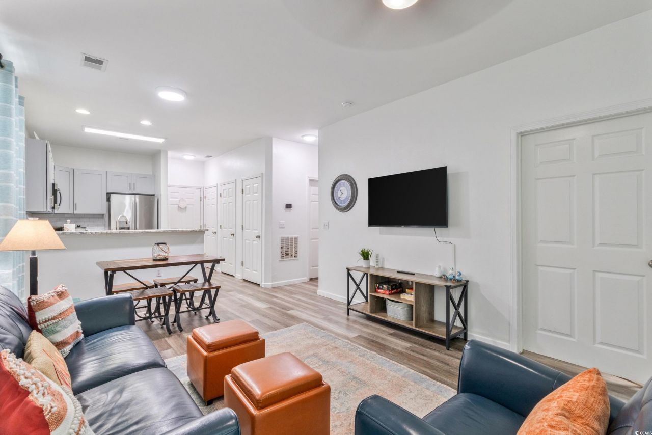 1310 River Oaks Dr. Photo 12