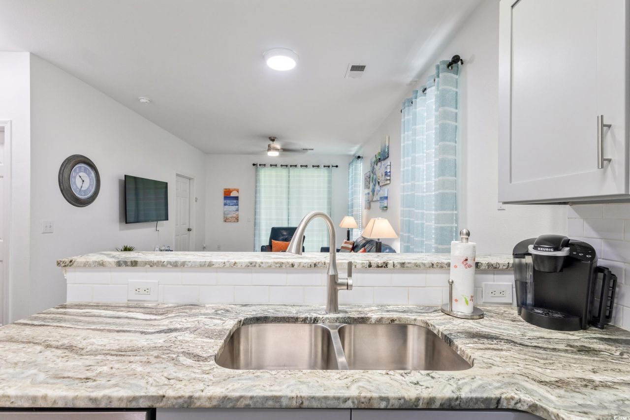 1310 River Oaks Dr. Photo 6