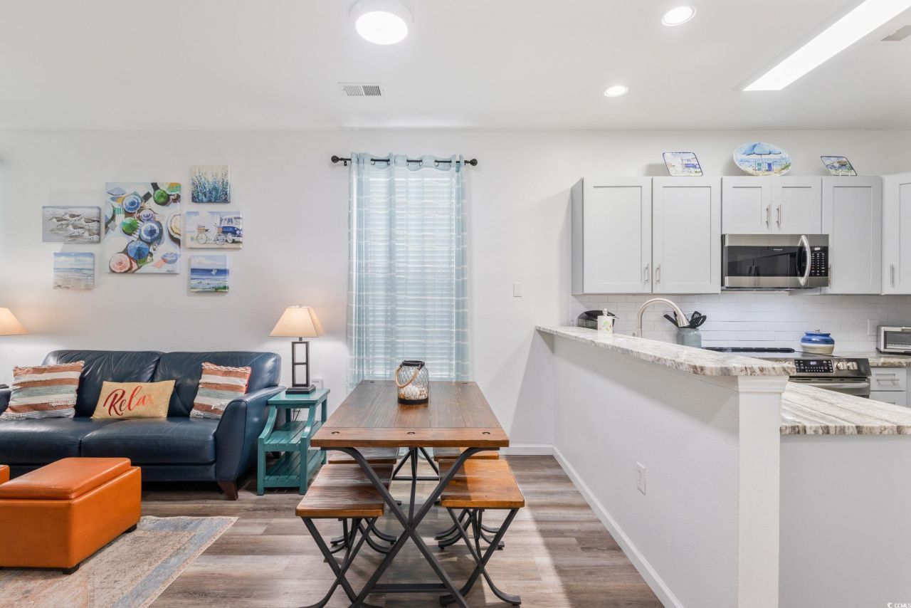 1310 River Oaks Dr. Photo 8