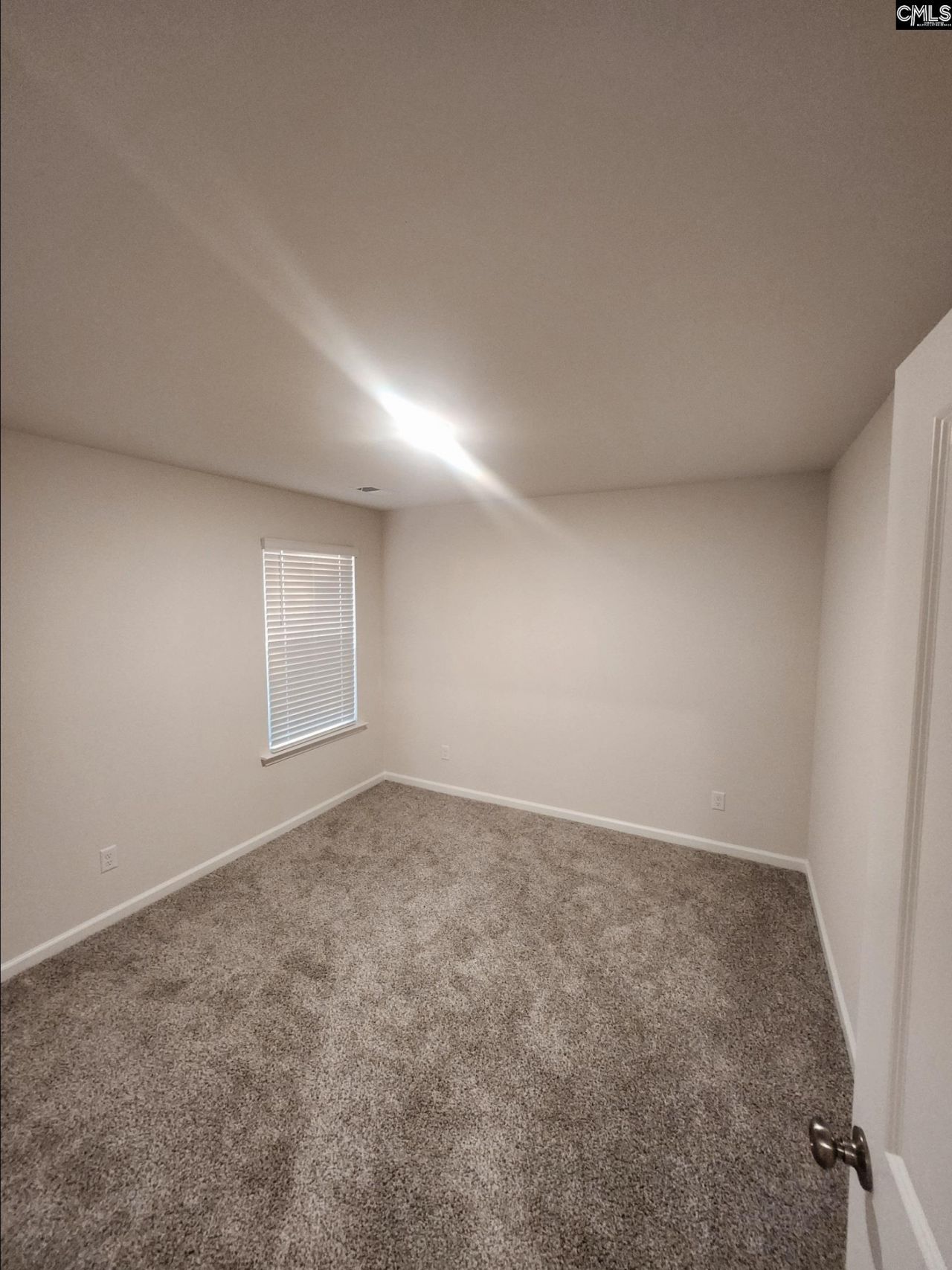 346 Aberlour Drive Photo 10