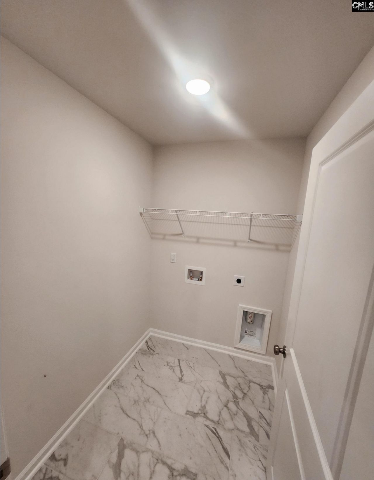 346 Aberlour Drive Photo 9