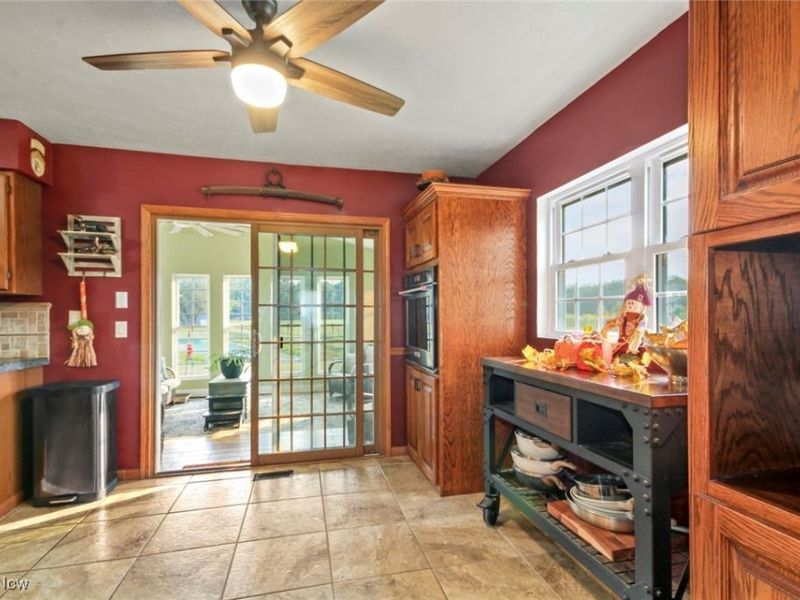 13835 N Palmyra Road, North Jackson, OH 44451 Photo 17