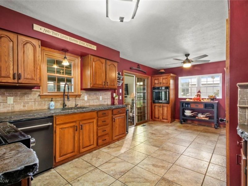 13835 N Palmyra Road, North Jackson, OH 44451 Photo 18