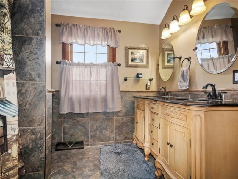 13835 N Palmyra Road, North Jackson, OH 44451 Photo 24