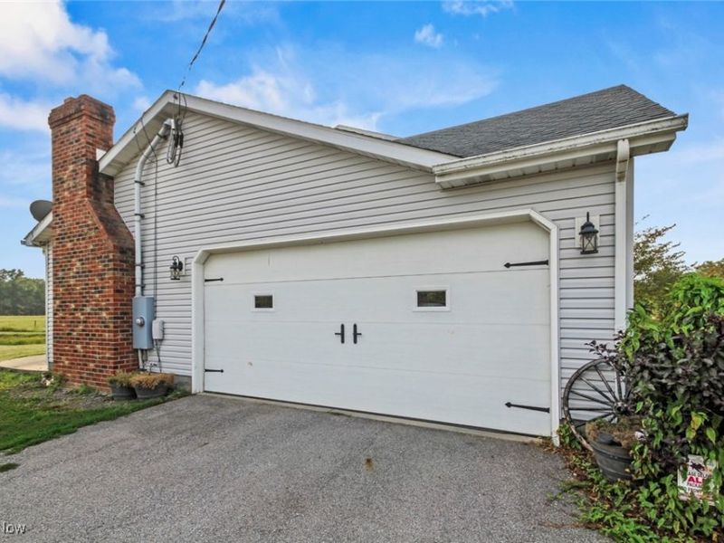 13835 N Palmyra Road, North Jackson, OH 44451 Photo 4