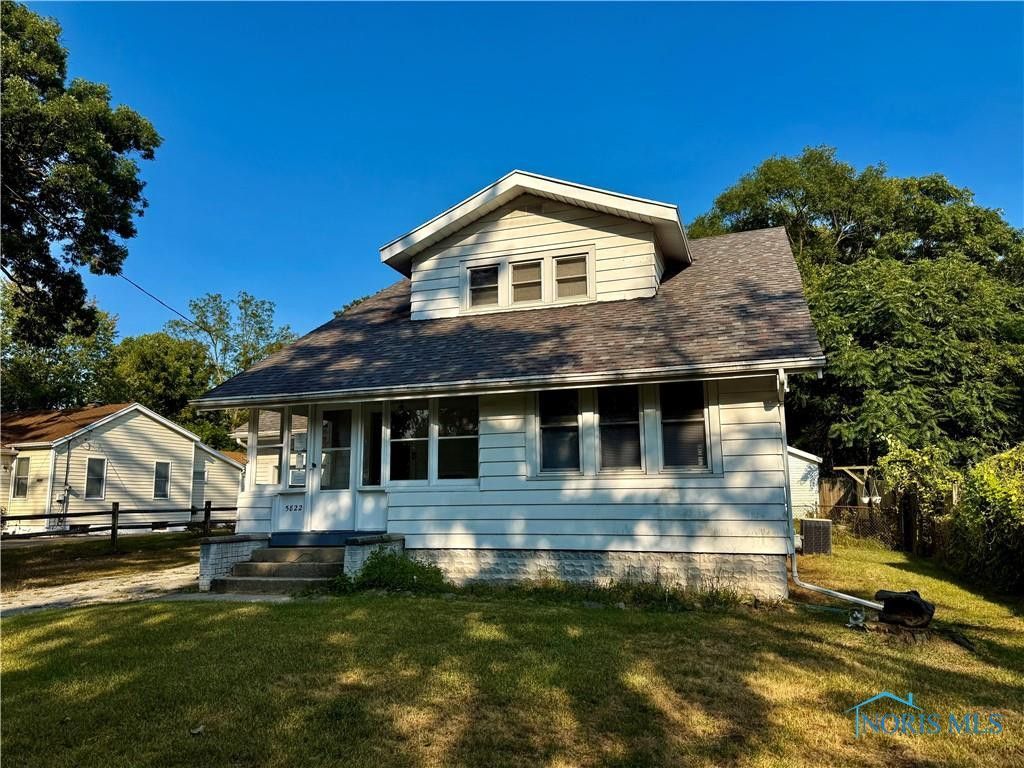 5822 Friedly Drive, Toledo, OH 43623 Main Photo