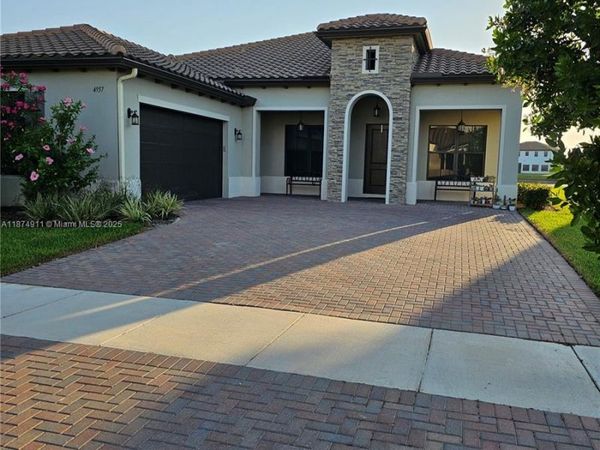 Unit 4957, Ave Maria, FL 34142