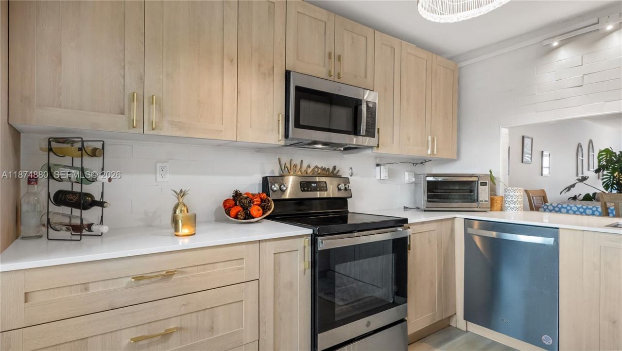 2705 NW 104th Ave, Unit 406, Sunrise, FL 33322 Photo