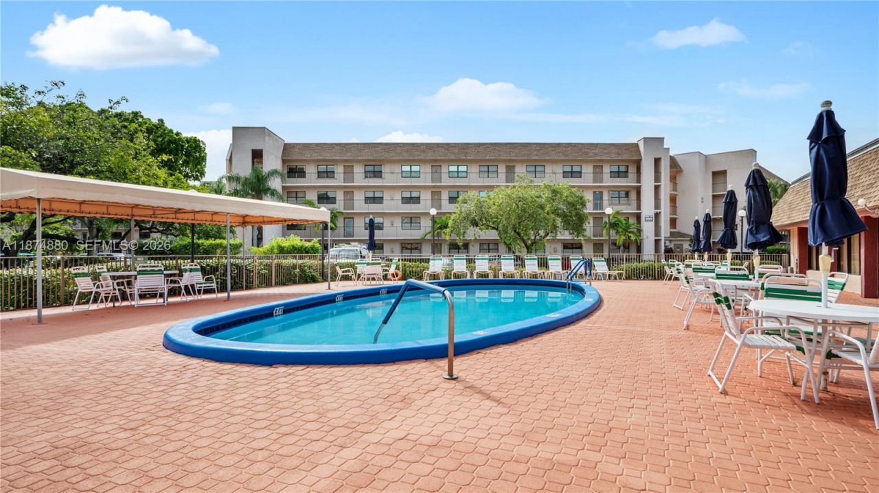 2705 NW 104th Ave, Unit 406, Sunrise, FL 33322 Photo