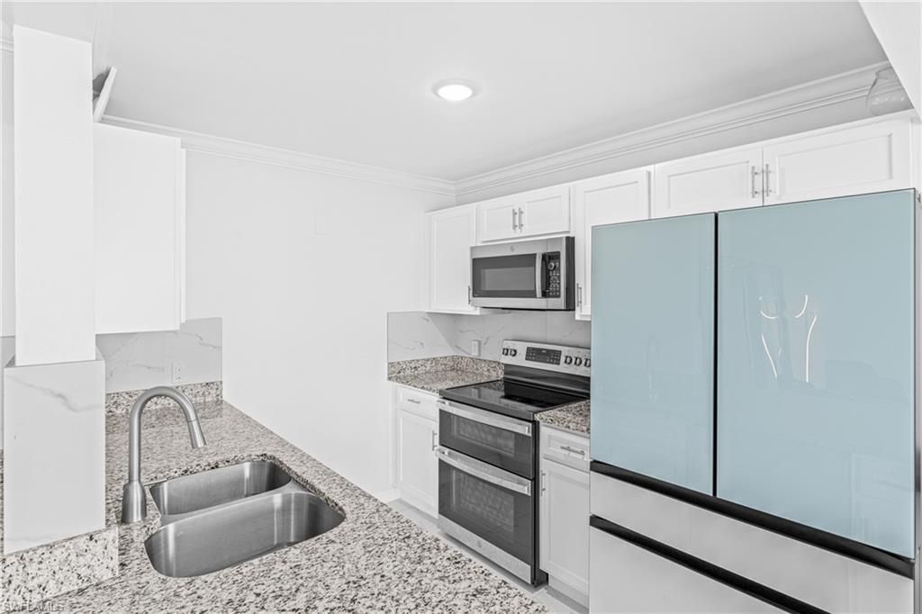 3225 E Riverside Dr, Fort Myers, FL 33916 Photo