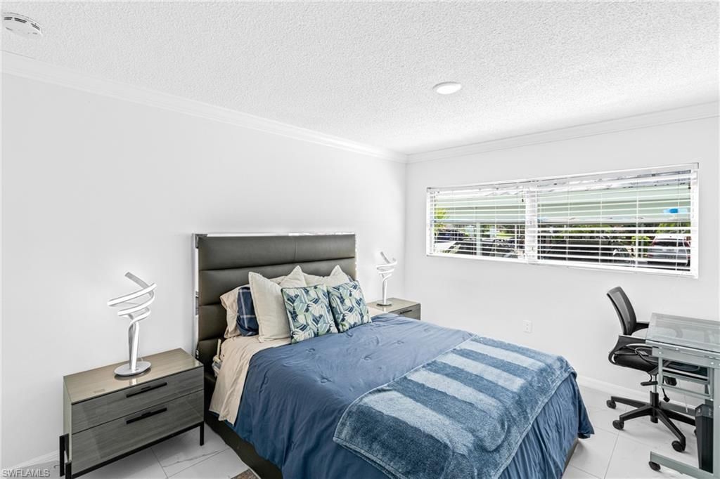 3225 E Riverside Dr, Fort Myers, FL 33916 Photo