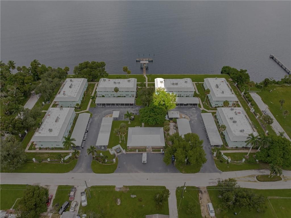 3225 E Riverside Dr, Fort Myers, FL 33916 Photo