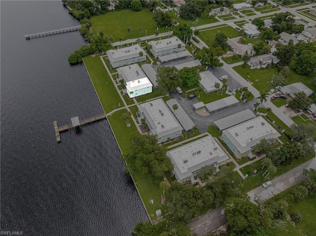 3225 E Riverside Dr, Fort Myers, FL 33916 Photo