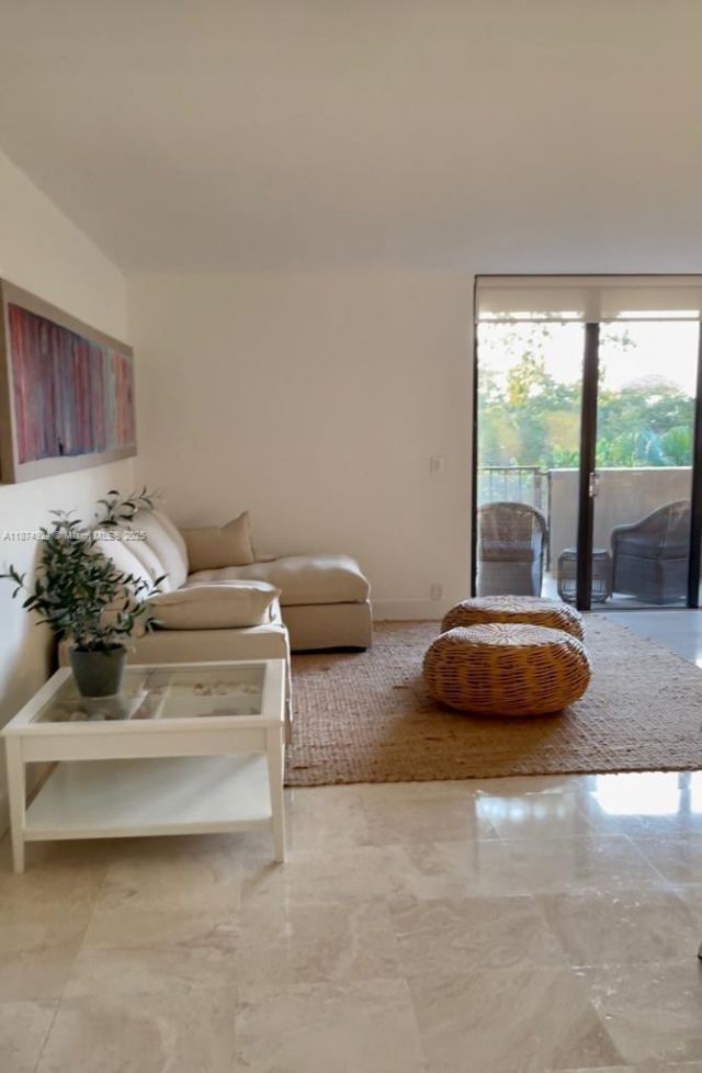 101 Crandon Blvd, Unit 381, Key Biscayne, FL 33149 Photo