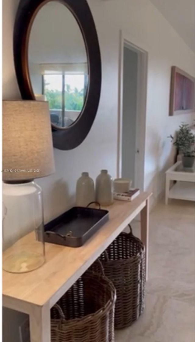 101 Crandon Blvd, Unit 381, Key Biscayne, FL 33149 Photo