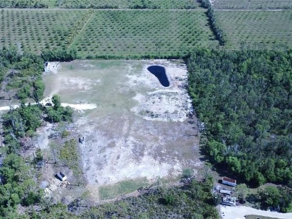 5032 Hill Haven CT, OTHER, FL 33956