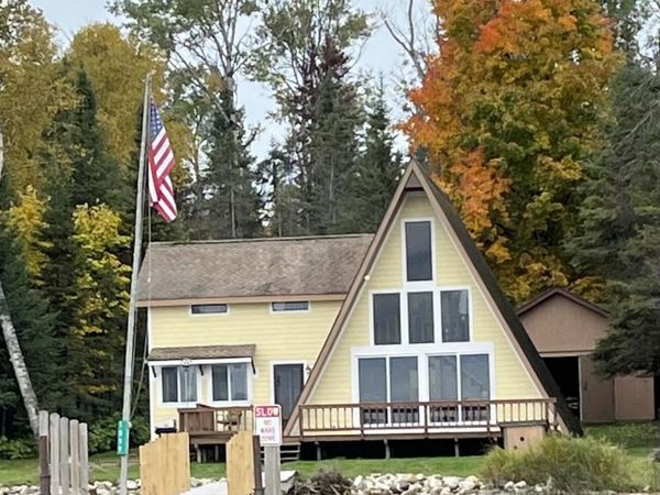 1859 S Fenlon ST, Hessel, MI 49745