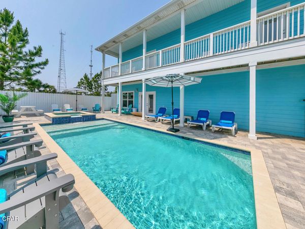 522 Lyndell Lane, Panama City Beach, FL 32407