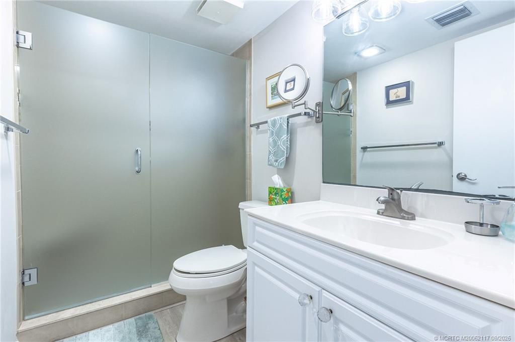 5596 NE Gulfstream Way, Stuart, FL 34996 Photo