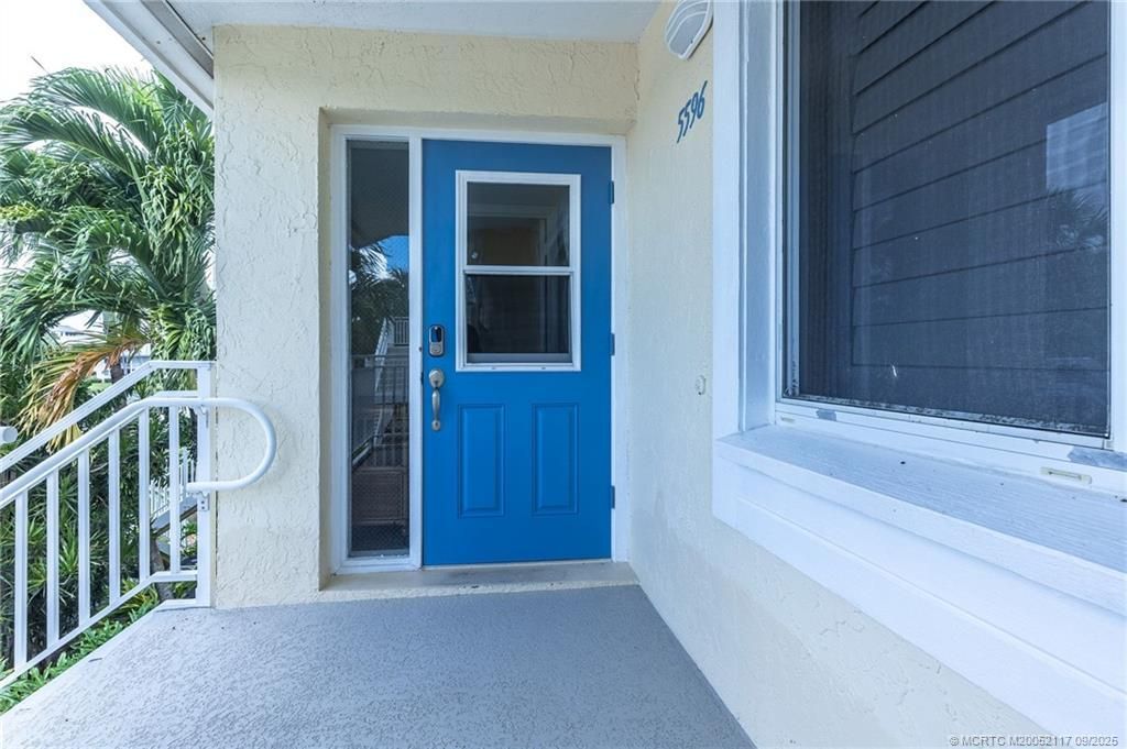 5596 NE Gulfstream Way, Stuart, FL 34996 Photo