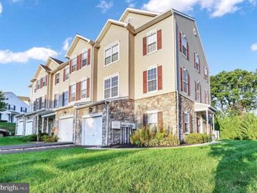 427 MARION ROAD, Unit 427, YORK, PA 17406