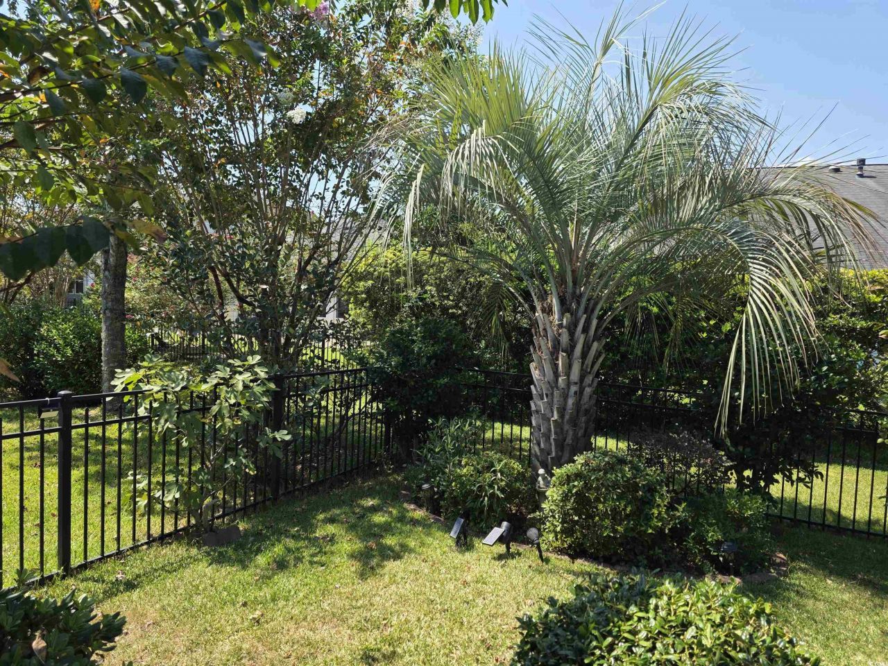 1575 Berkshire Ave. Photo 28