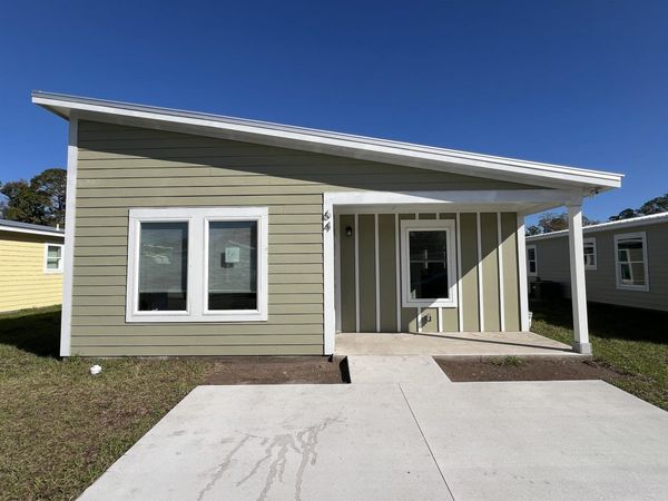 97 Mcdonald Ave, St Augustine, FL 32084