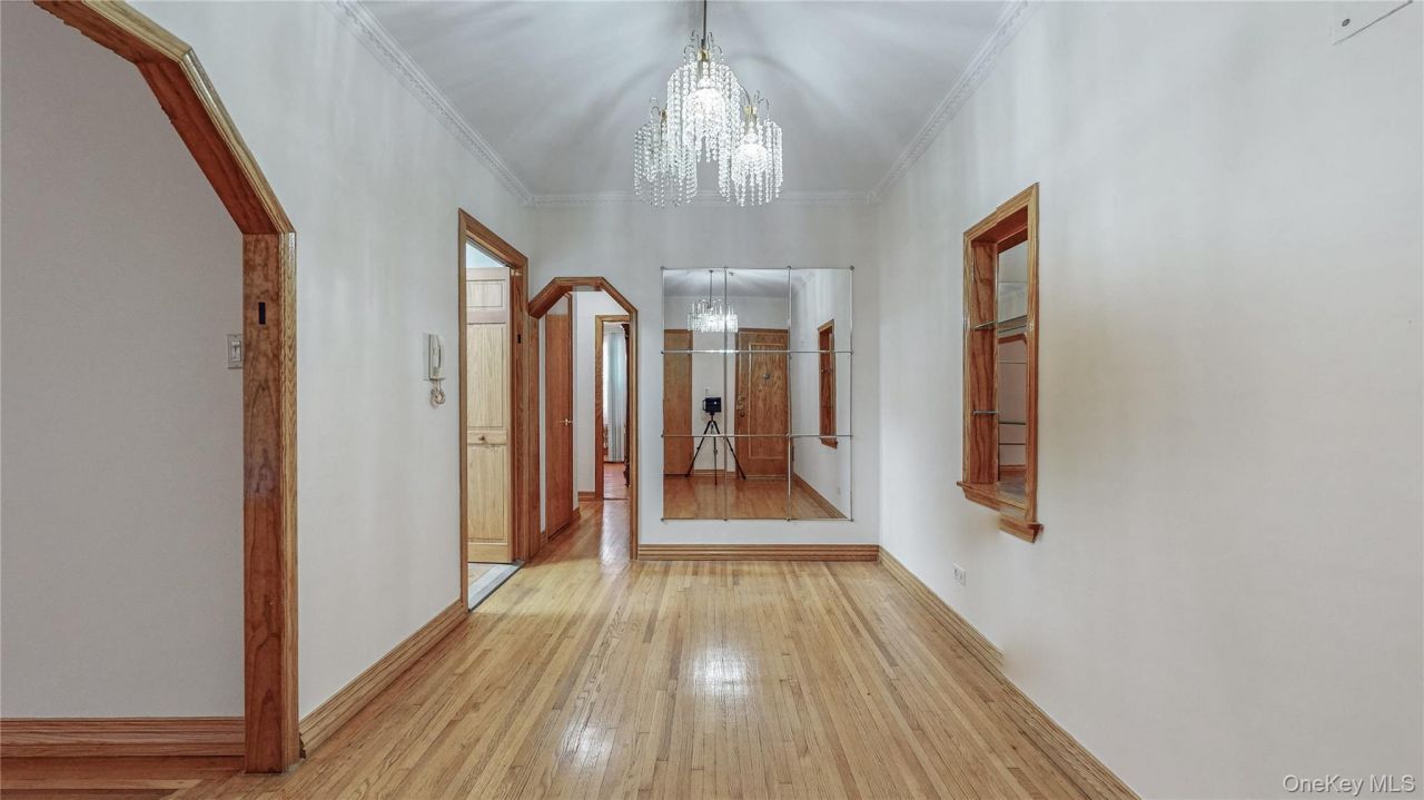 65-41 Booth Street, Unit 4A, Rego Park, NY 11374 Main Photo