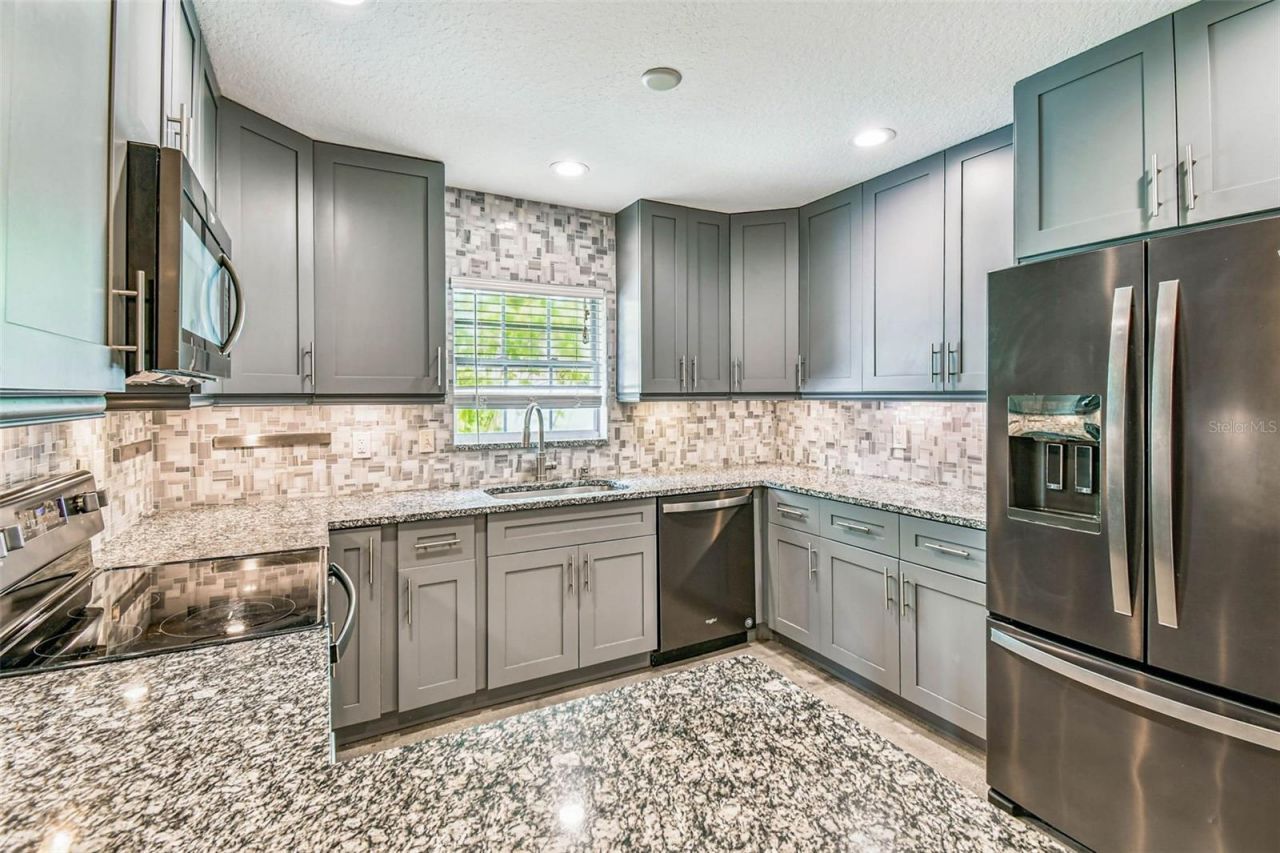 1101 81st Avenue N, Saint Petersburg, FL 33702 Photo