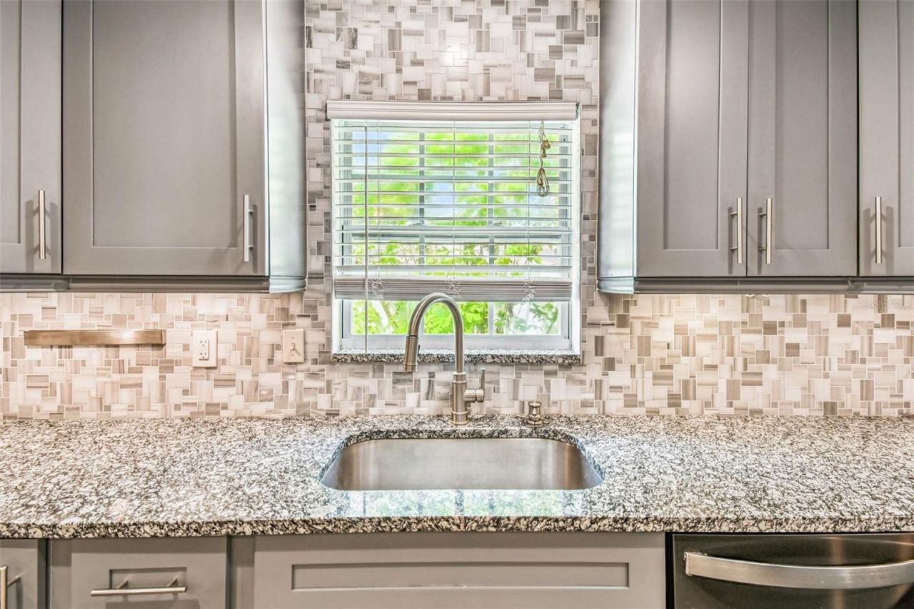 1101 81st Avenue N, Saint Petersburg, FL 33702 Photo