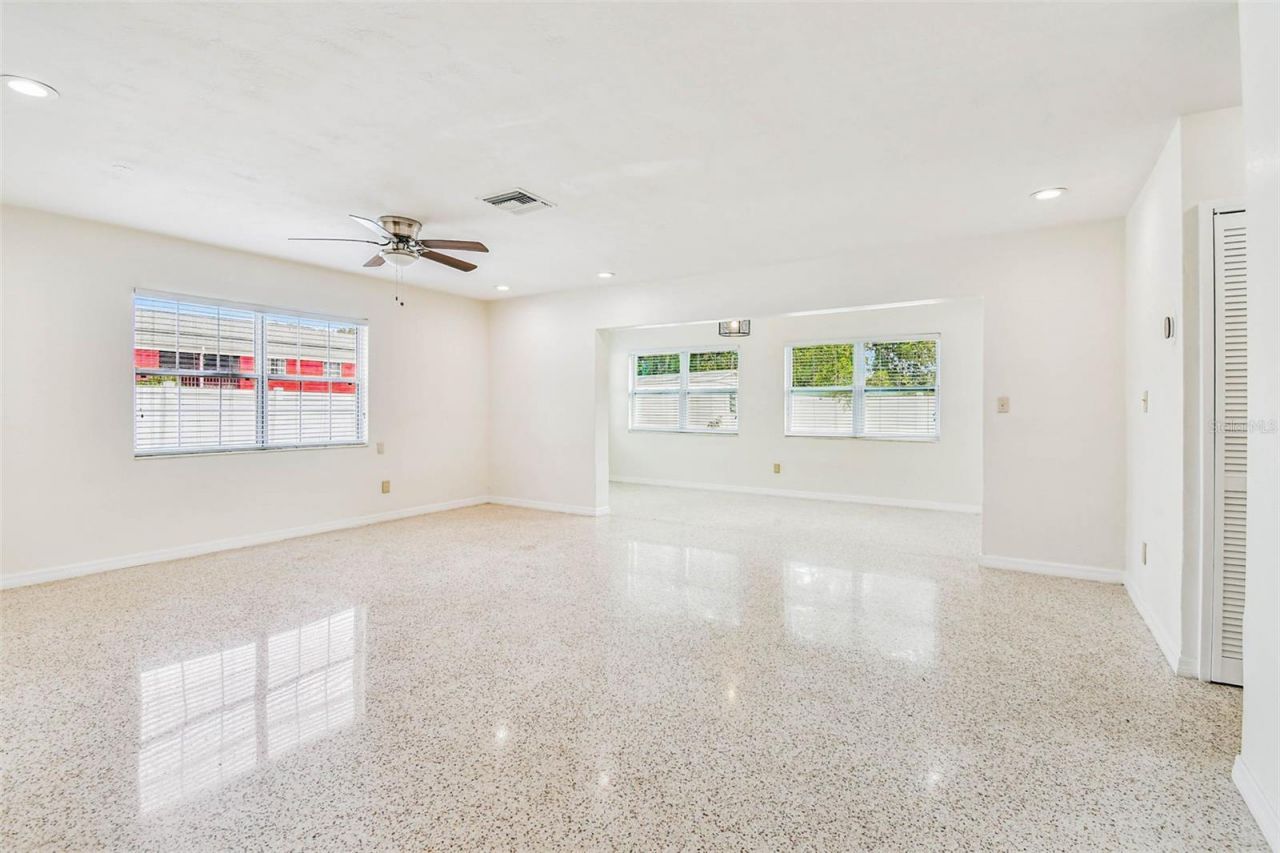 1101 81st Avenue N, Saint Petersburg, FL 33702 Photo